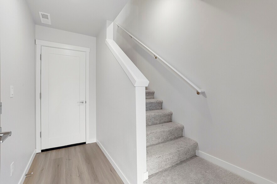 More Photos Of 15065 SE Division St, Portland Apartments For Sale
