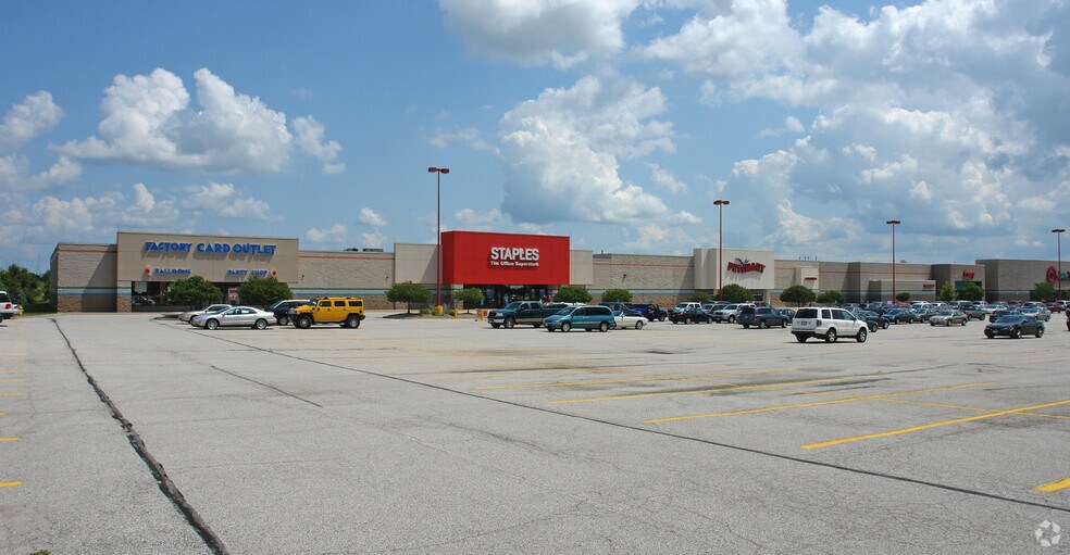Primary Photo Of 5236 Elmore Ave, Davenport Unknown For Lease