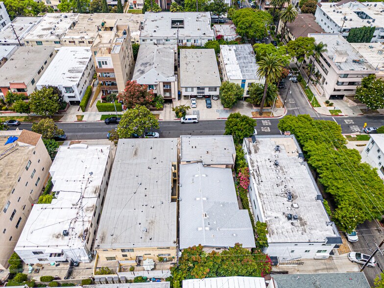 More Photos Of 553 N Flores St, Los Angeles Apartments For Sale