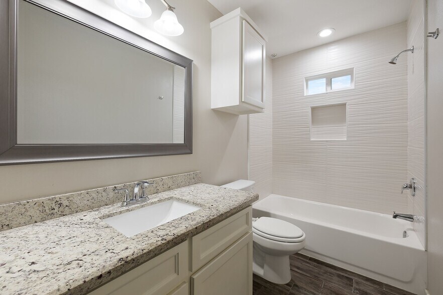 More Photos Of 2021 Stardust Ln, Edinburg Multifamily For Sale