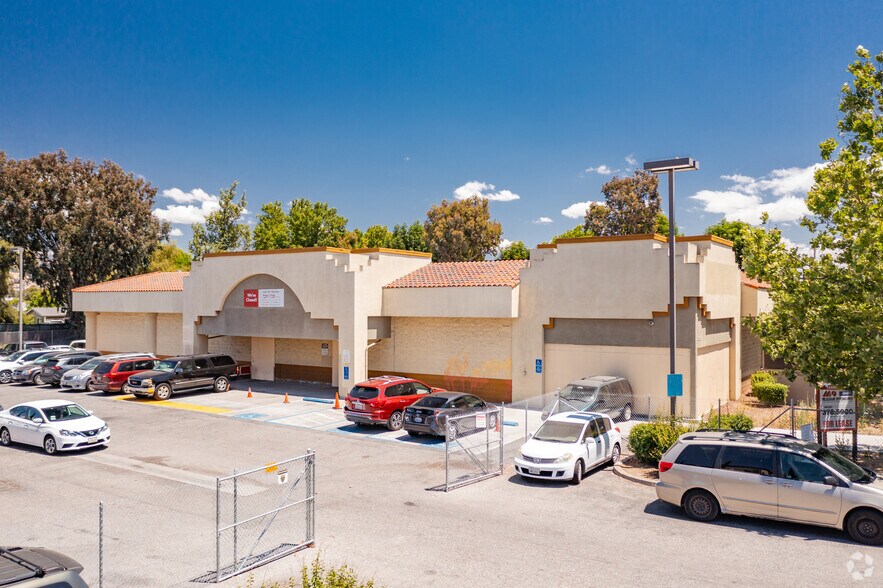 More Photos Of 2152 Monterey Hwy, San Jose Supermarket For Lease