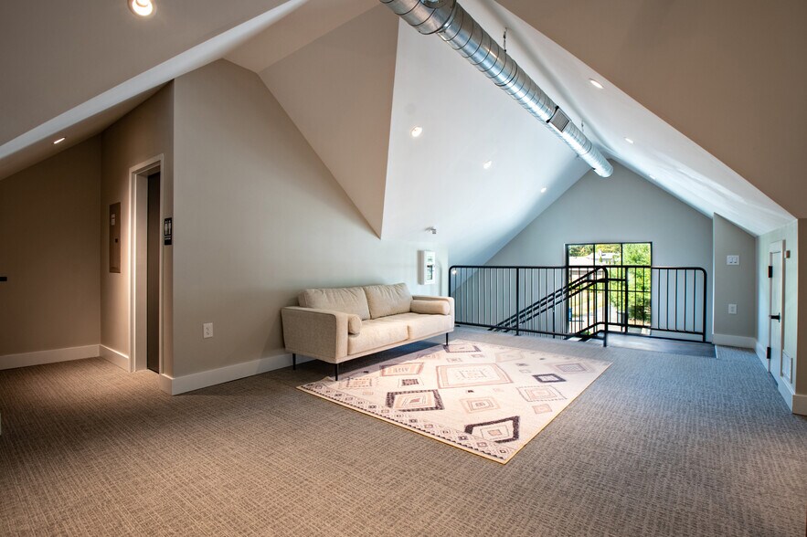 More Photos Of 115 S High St, Dublin Loft Creative Space For Lease