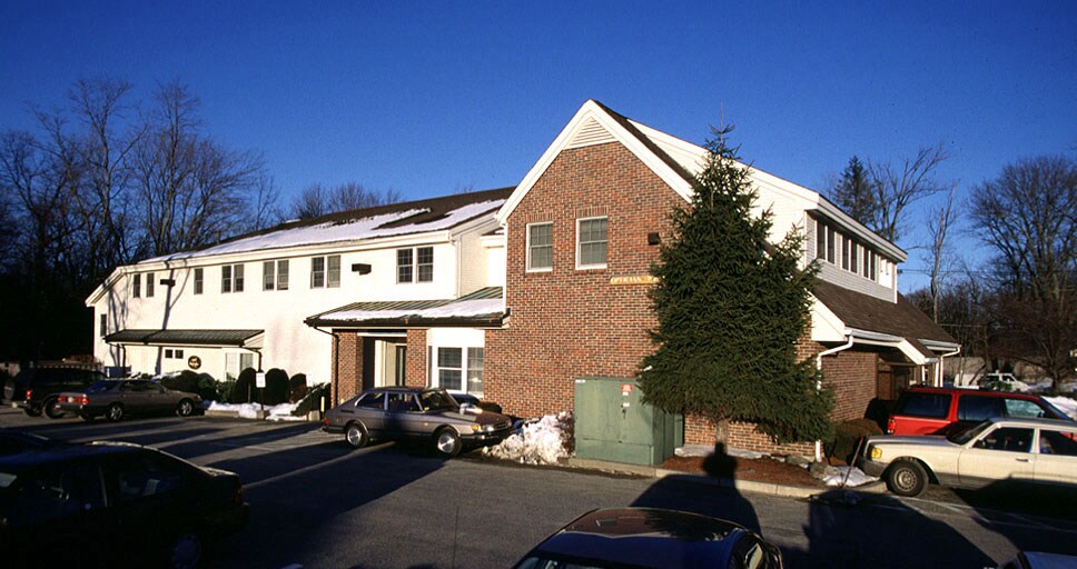 More Photos Of 16 Boston Post Rd, Wayland Office For Lease