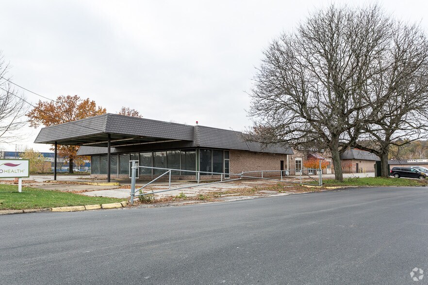 More Photos Of 100 S Jefferson St, New Castle Unknown For Lease