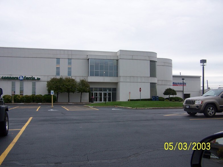 More Photos Of 3445 Winton Pl, Rochester Showroom For Lease