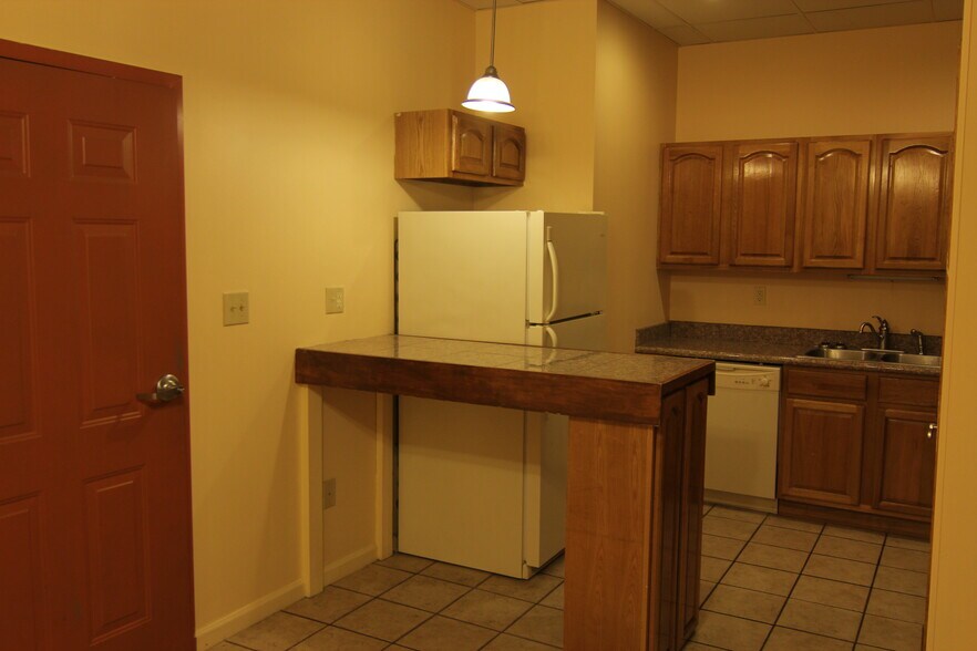 More Photos Of 1389 University Ave, Morgantown Apartments For Sale