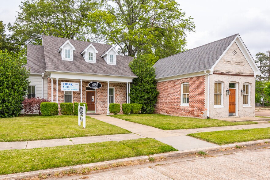 More Photos Of 987 Harris St, Tunica Office For Sale