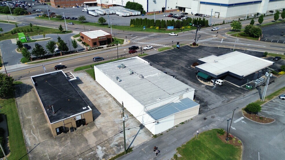 More Photos Of 444 Center St, Kingsport Light Manufacturing For Sale