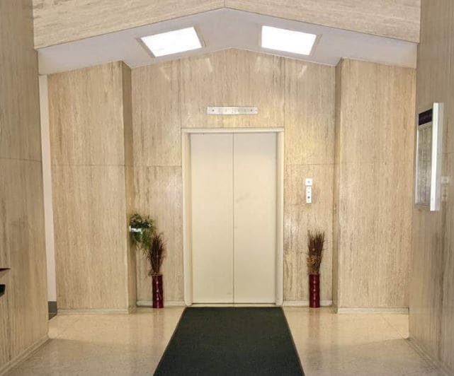 More Photos Of 2555 Flores St, San Mateo Medical For Lease