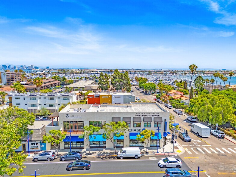 More Photos Of 1005 Rosecrans St, San Diego Storefront Retail Office For Sale