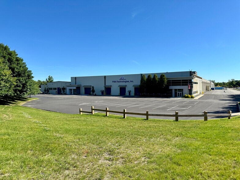 More Photos Of 53 Ayer Rd, Littleton Warehouse For Lease