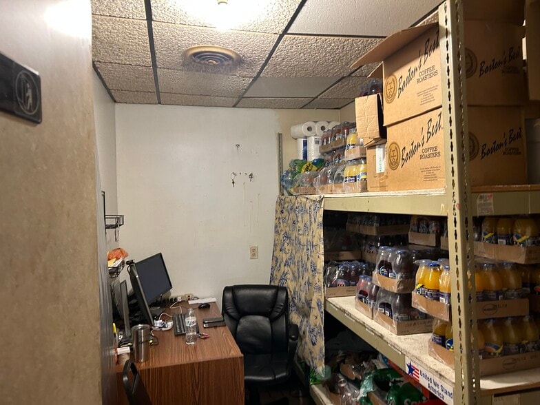 More Photos Of 495 N Goodman St, Rochester Storefront Retail Residential For Sale