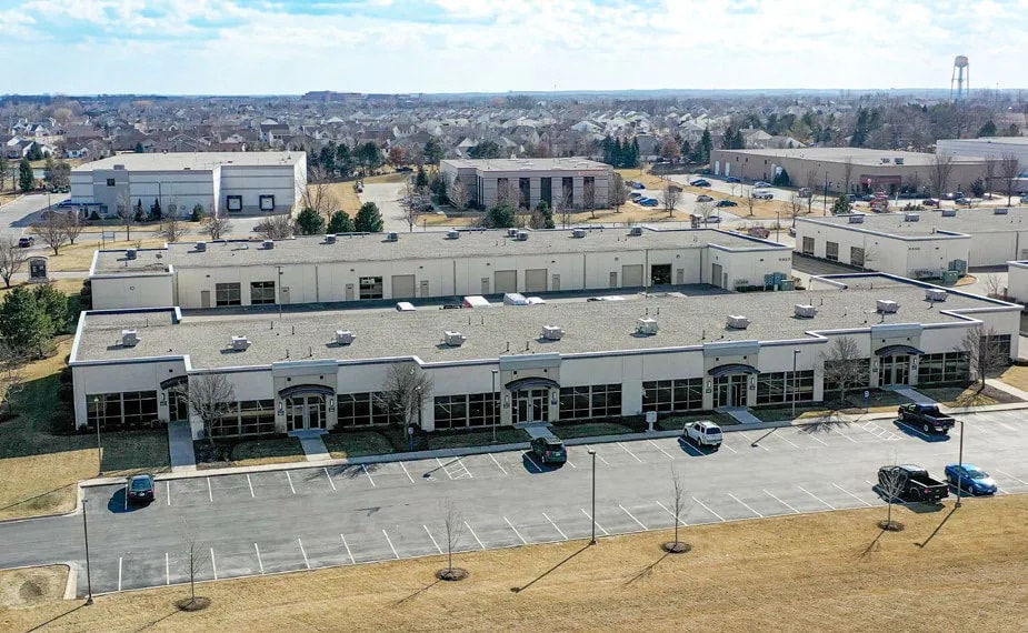 Primary Photo Of 9522 58th Pl, Kenosha Showroom For Lease