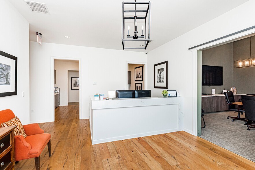 More Photos Of 4471 Bluebonnet Blvd, Baton Rouge Office For Lease