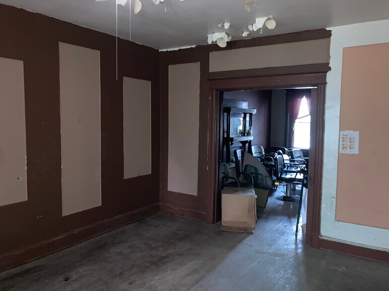 More Photos Of 812 Upshur St NW, Washington Storefront Retail Office For Lease
