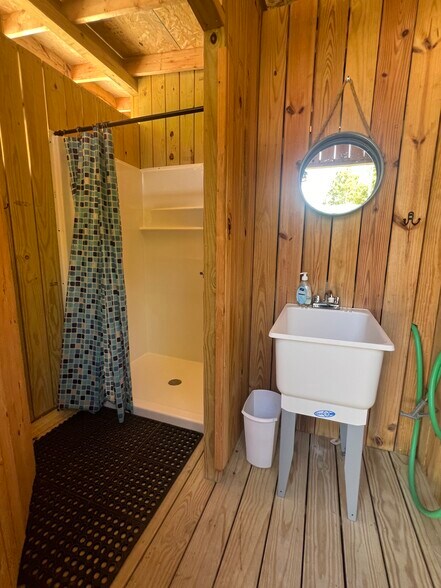 More Photos Of 462 Adams rd, Julian Trailer Camper Park For Sale