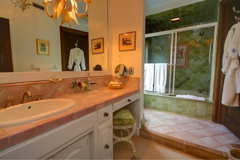 More Photos Of 48644 Victoria Ln, Oakhurst Hospitality For Sale