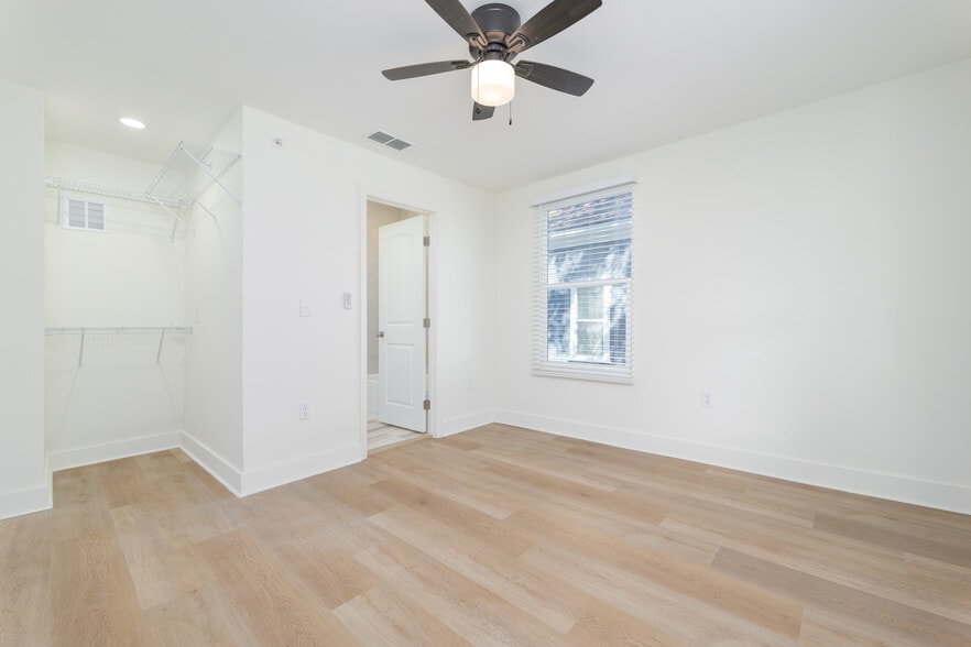 More Photos Of 1628 Walnut St, Jacksonville Multifamily For Sale