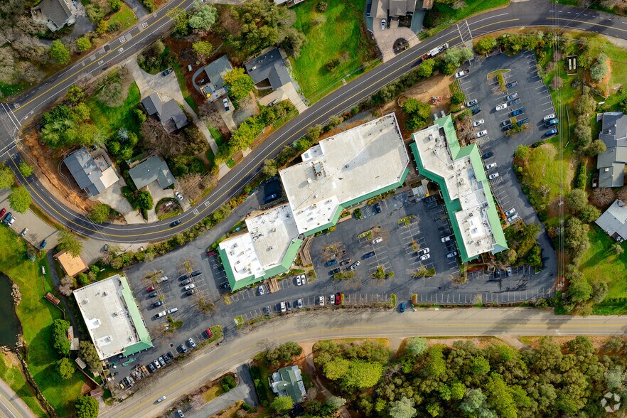 More Photos Of 10868-10966 Combie Rd, Auburn Unknown For Lease