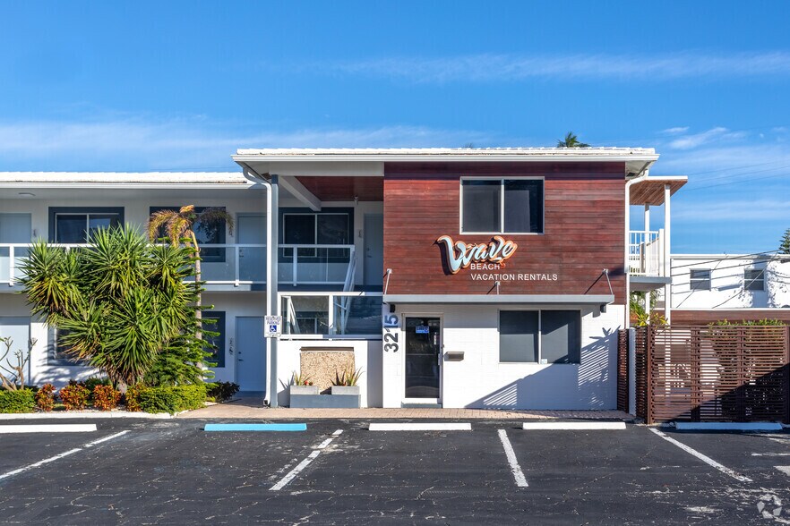 3215 NE 7th St, Pompano Beach, FL 33062 Hotel For Sale