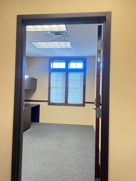 More Photos Of 7182 Liberty Centre Dr, West Chester Medical For Lease