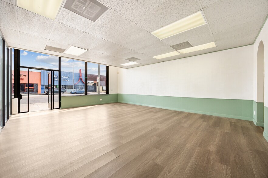 More Photos Of 129-141 E Valley Blvd, Alhambra General Retail For Lease