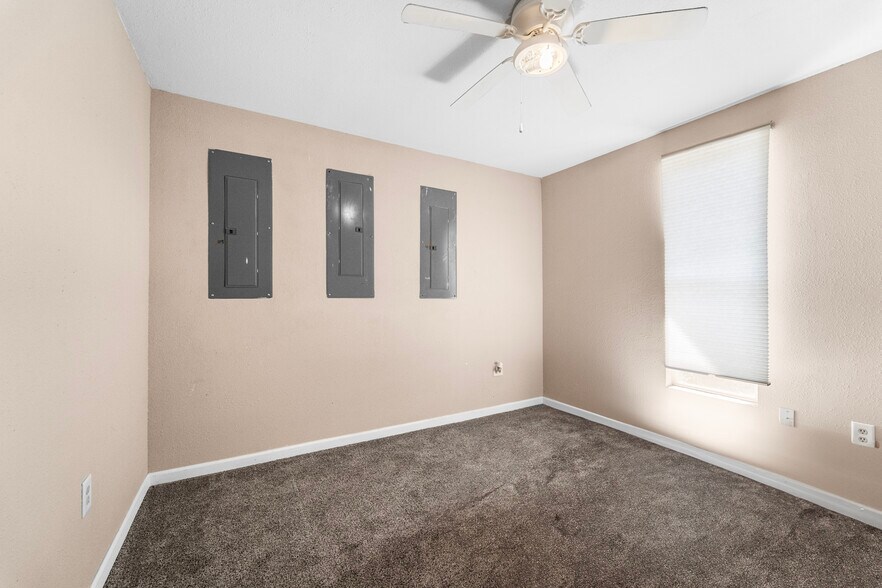 More Photos Of 473 Highway W, Eldon Storefront Retail Residential For Sale