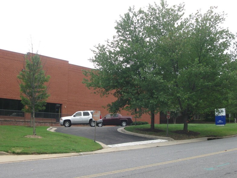 More Photos Of 3946 Deep Rock Rd, Richmond Warehouse For Lease