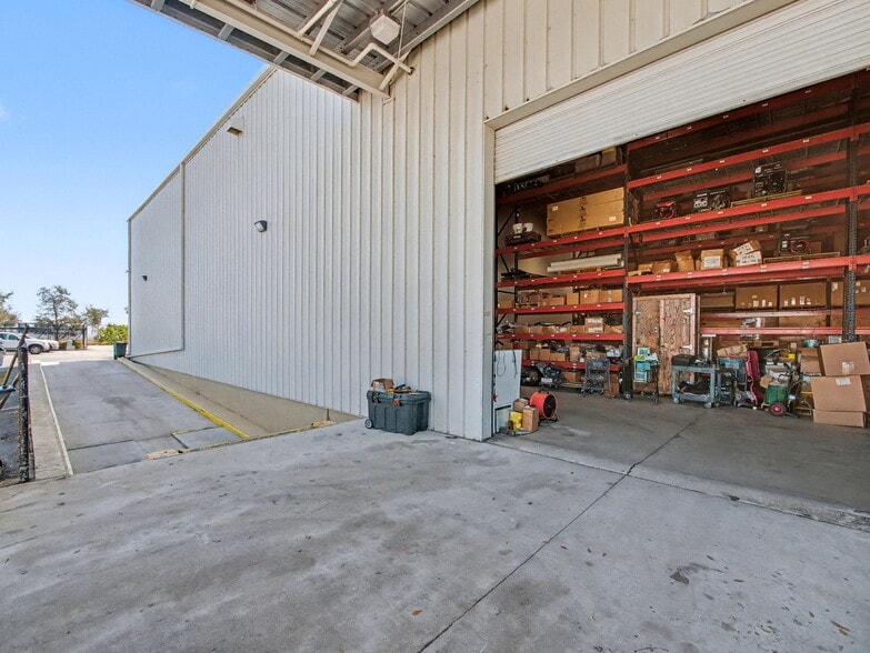 More Photos Of 6861 Garden Rd, Riviera Beach Warehouse For Sale