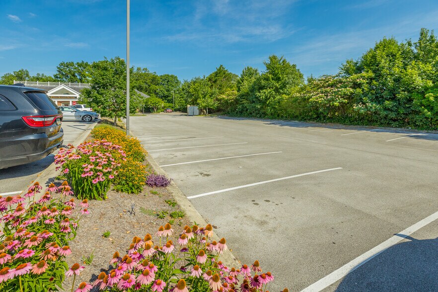 More Photos Of 1726 Gunbarrel Rd, Chattanooga Medical For Lease