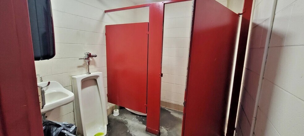 More Photos Of 515 2nd St S, La Crosse Industrial For Lease