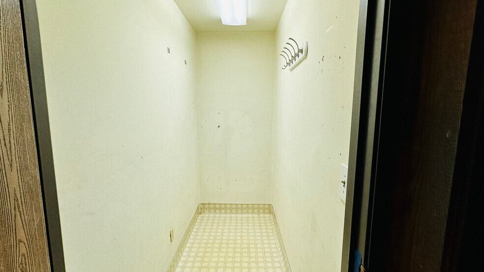 More Photos Of 54905 N Circle Dr, Idyllwild-Pine Cove Restaurant For Sale