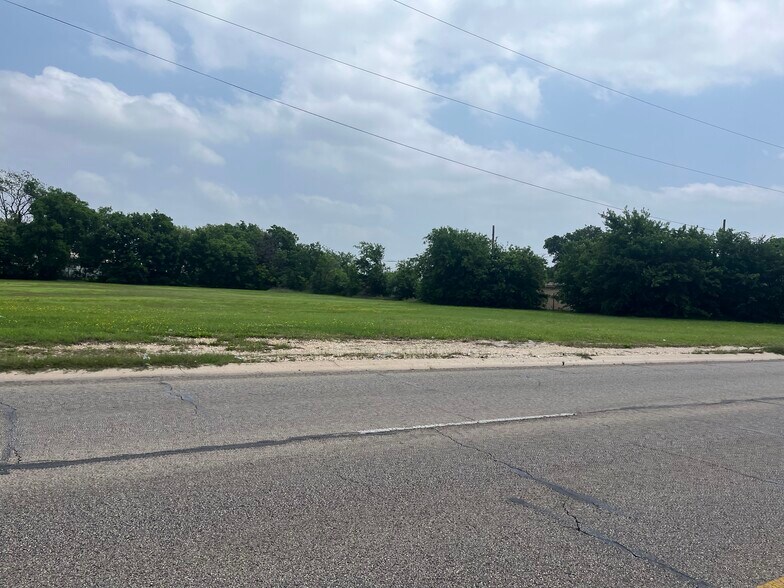 More Photos Of 801 E Veterans Memorial Blvd, Killeen Land For Sale