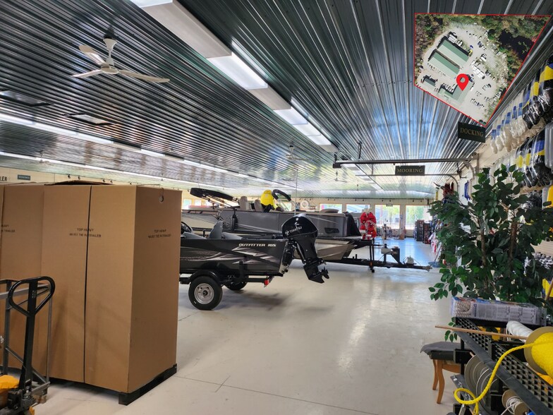 More Photos Of W7488 Highway 21, Wautoma Storefront For Sale