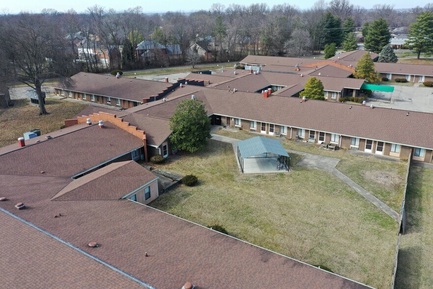 More Photos Of 4604 Lowe Rd, Louisville Rehabilitation Center For Sale