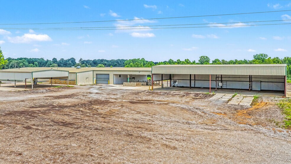 More Photos Of 288 Premium Dr, Central City Manufacturing For Sale