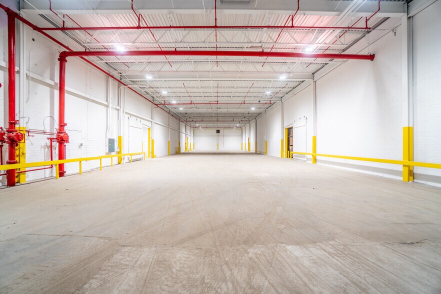 More Photos Of 1885 Alamac Rd, Lumberton Warehouse For Lease