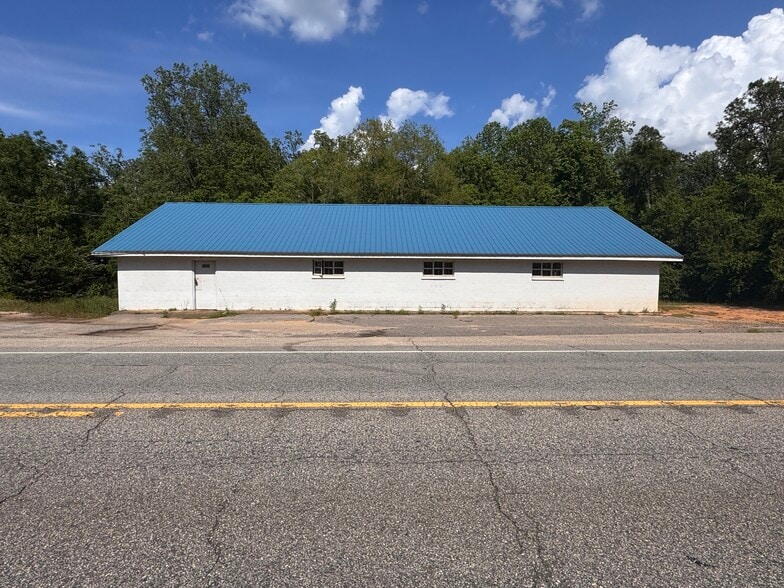 More Photos Of 21076 US Highway 45, Citronelle Manufacturing For Sale