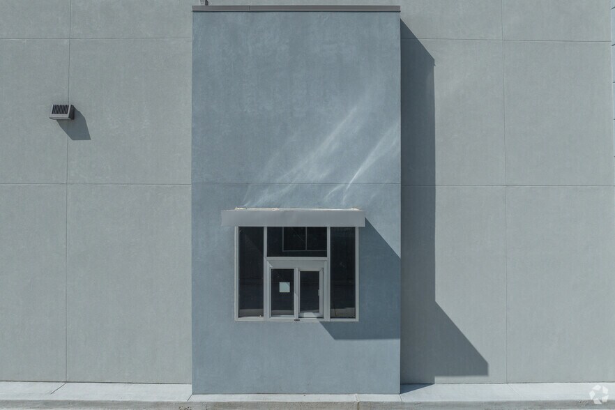 More Photos Of 1636 Minonite Rd, Rosenberg Storefront Retail Office For Lease