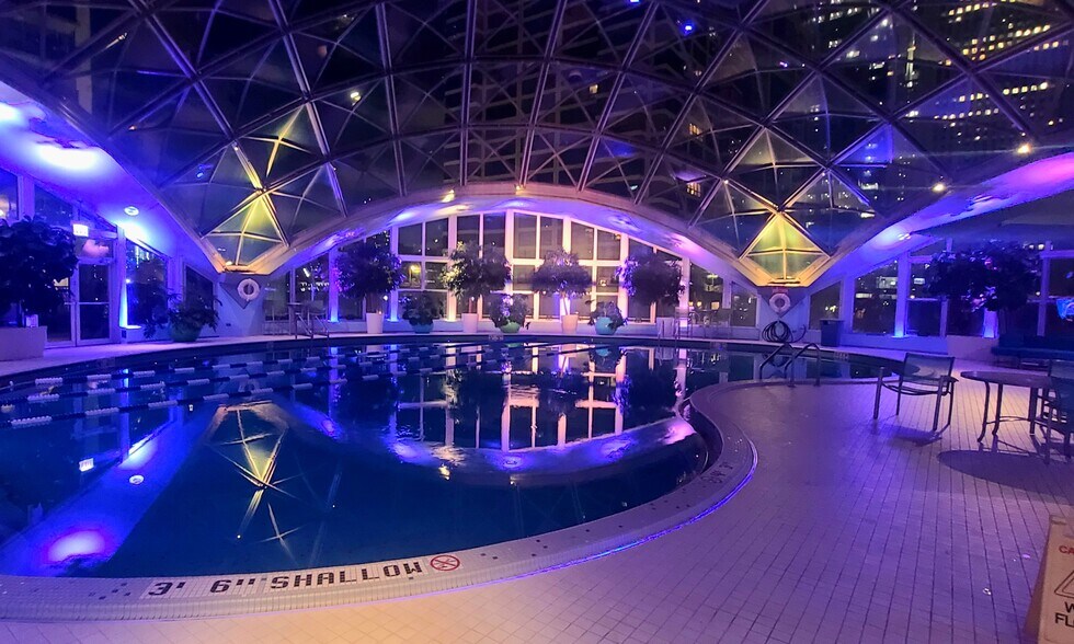 More Photos Of 400 E Randolph St, Chicago Multifamily For Sale