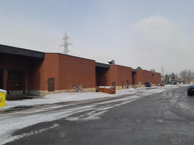 More Photos Of 145 Riviera Dr, Markham Manufacturing For Lease