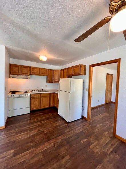 More Photos Of 104-110 High St, Mineral Point Storefront For Sale