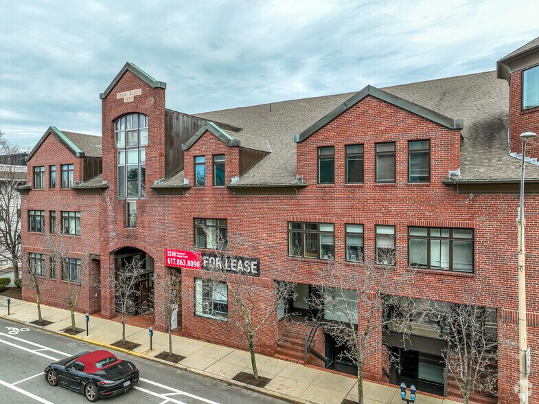 More Photos Of 246 Walnut St, Newton Office For Lease