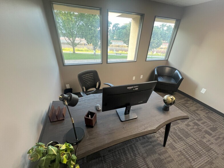 More Photos Of 300 3rd Ave SE, Rochester Coworking Space