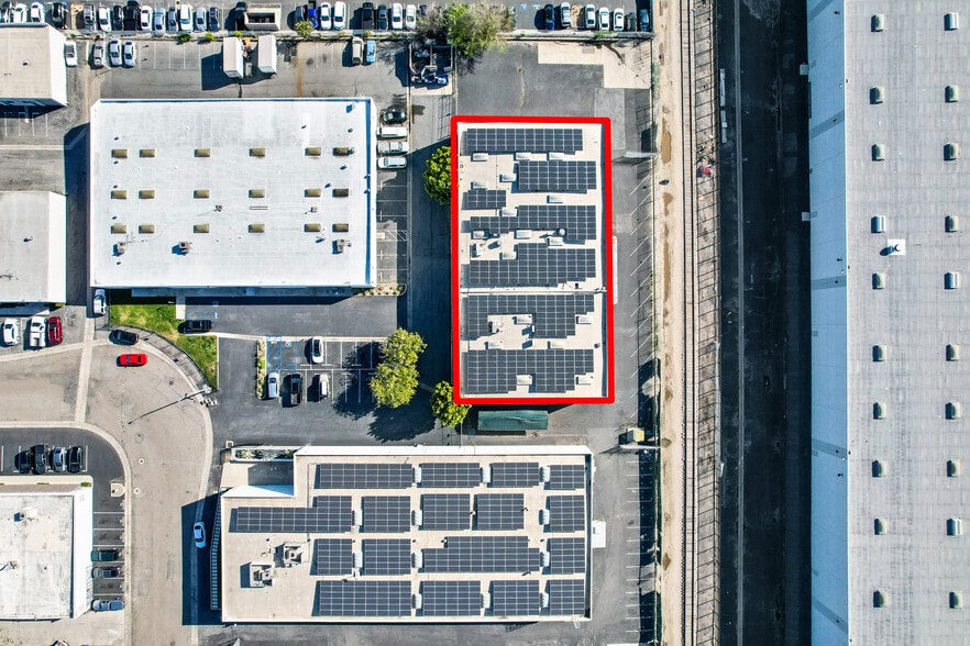 More Photos Of 1830 S Santa Fe St, Santa Ana Warehouse For Lease