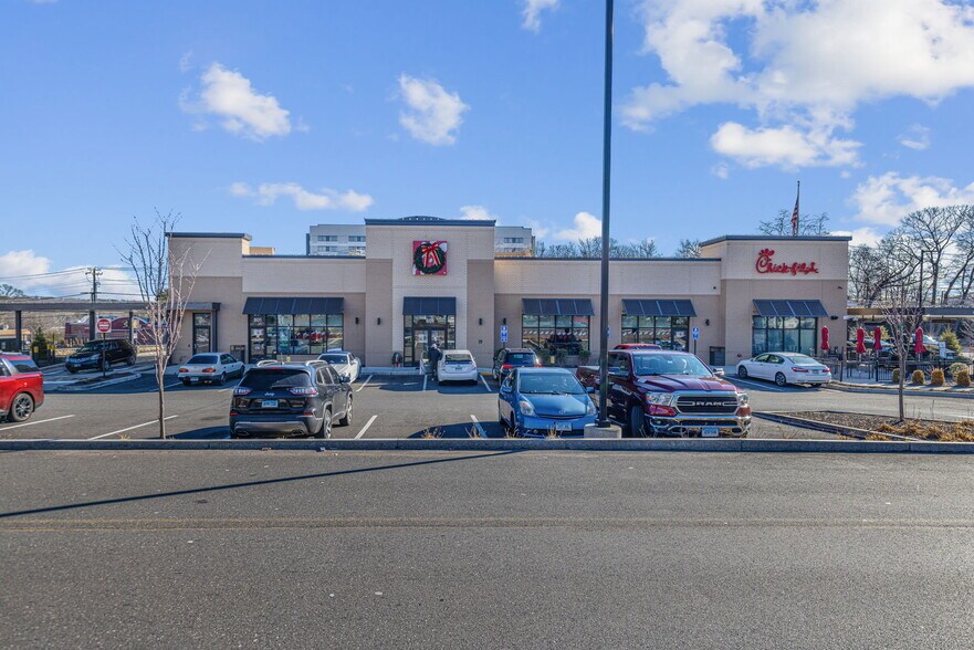 More Photos Of 745-801 Bridgeport Ave, Shelton General Retail For Sale
