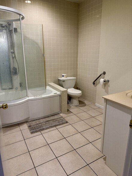More Photos Of 331 S Main St, Spillville Storefront Retail Residential For Sale