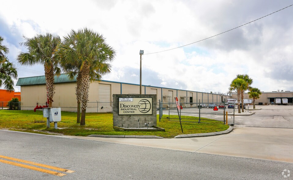More Photos Of 901-923 Cornwall Rd, Sanford Warehouse For Lease