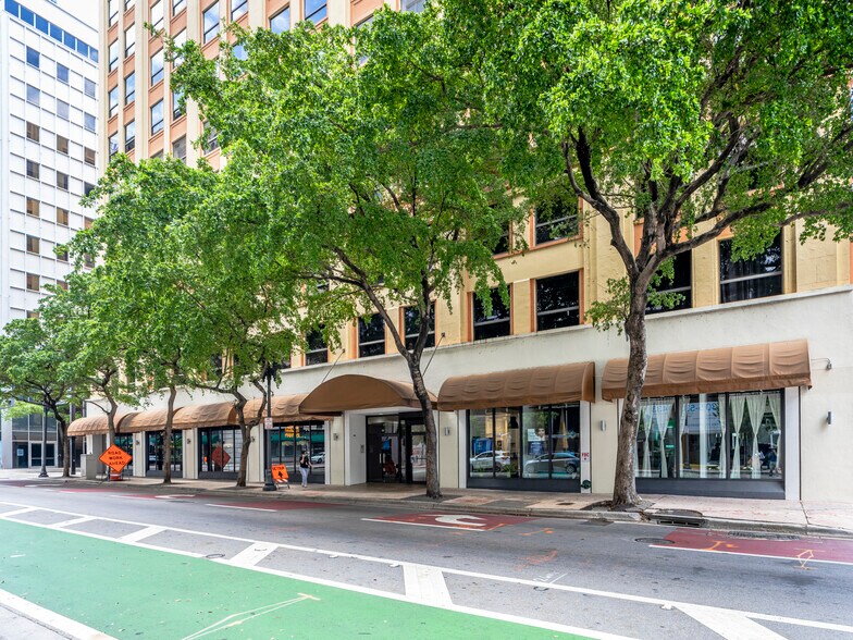 More Photos Of 168 SE 1st St, Miami Loft Creative Space For Lease