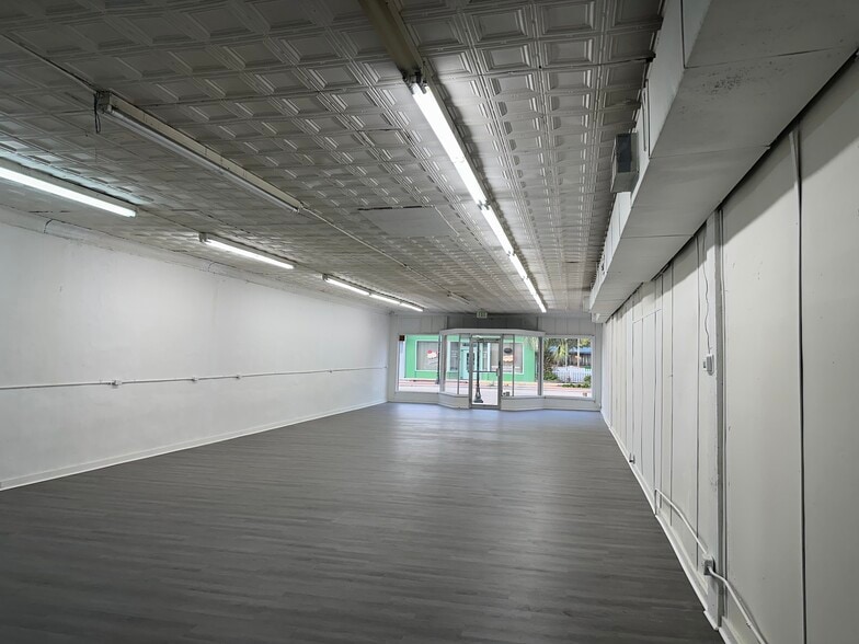 More Photos Of 525-545 E Main St, Bartow Freestanding For Lease